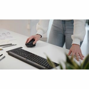 Mouse Gamer Ergonómico Targus AMB586GL, Inalámbrico, Óptico, 4.000DPI, Bluetooth, Negro