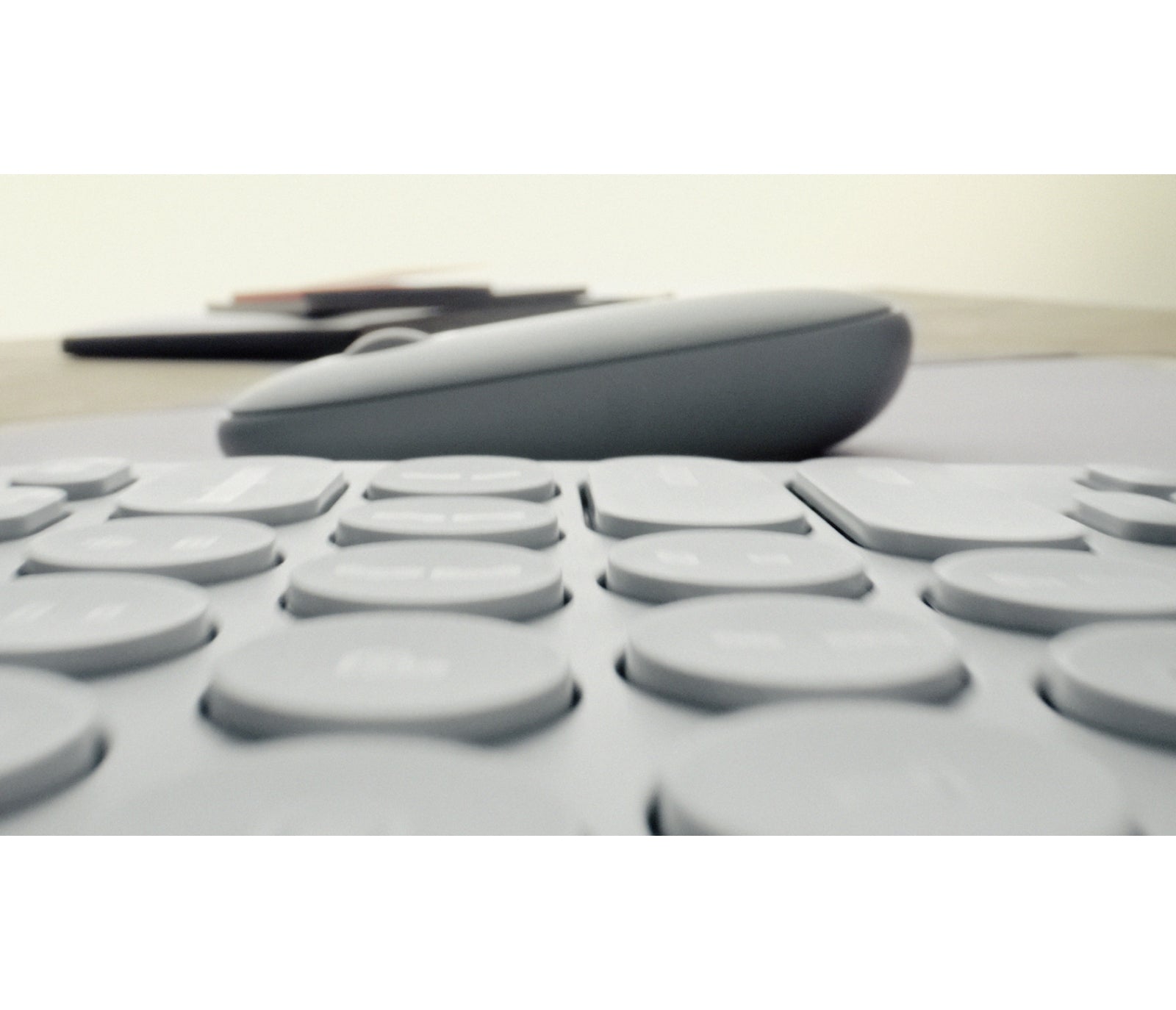 Mouse Logitech Óptico Pebble 2 M350s, Inalámbrico, Bluetooth, 4000DPI, Rosa