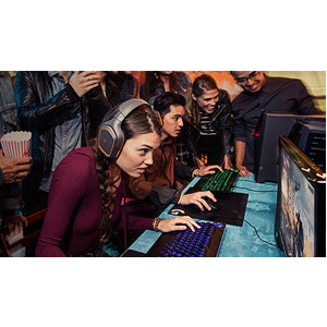 Teclado Gamer Logitech G213 Prodigy LED RGB, Alámbrico, Negro, (Inglés)
