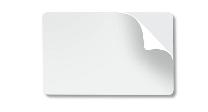 Zebra Tarjetas Adhesivas de PVC para Credenciales Premier con Adhesivo, 500 Piezas