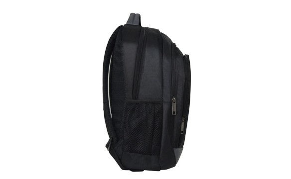 MOCHILA PARA LAPTOP 15IN NEGRA