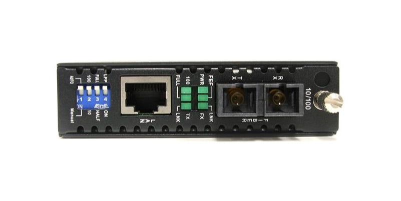 StarTech.com Convertidor de Medios Ethernet 10/100 Mbps a Fibra Monomodo Conector SC, 30km