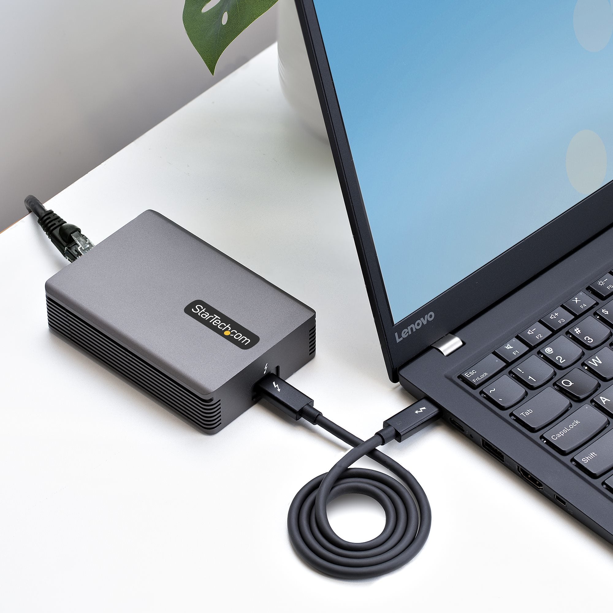 StarTech.com Adaptador de Red Gigabit Ethernet - Thunderbolt 3, 40000 Mbit/s, Gris