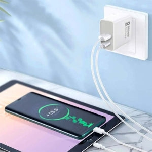 BRobotix Cargador de Pared, 18W, 5V, 1x USB-A 3.0, 1x USB-C, Blanco